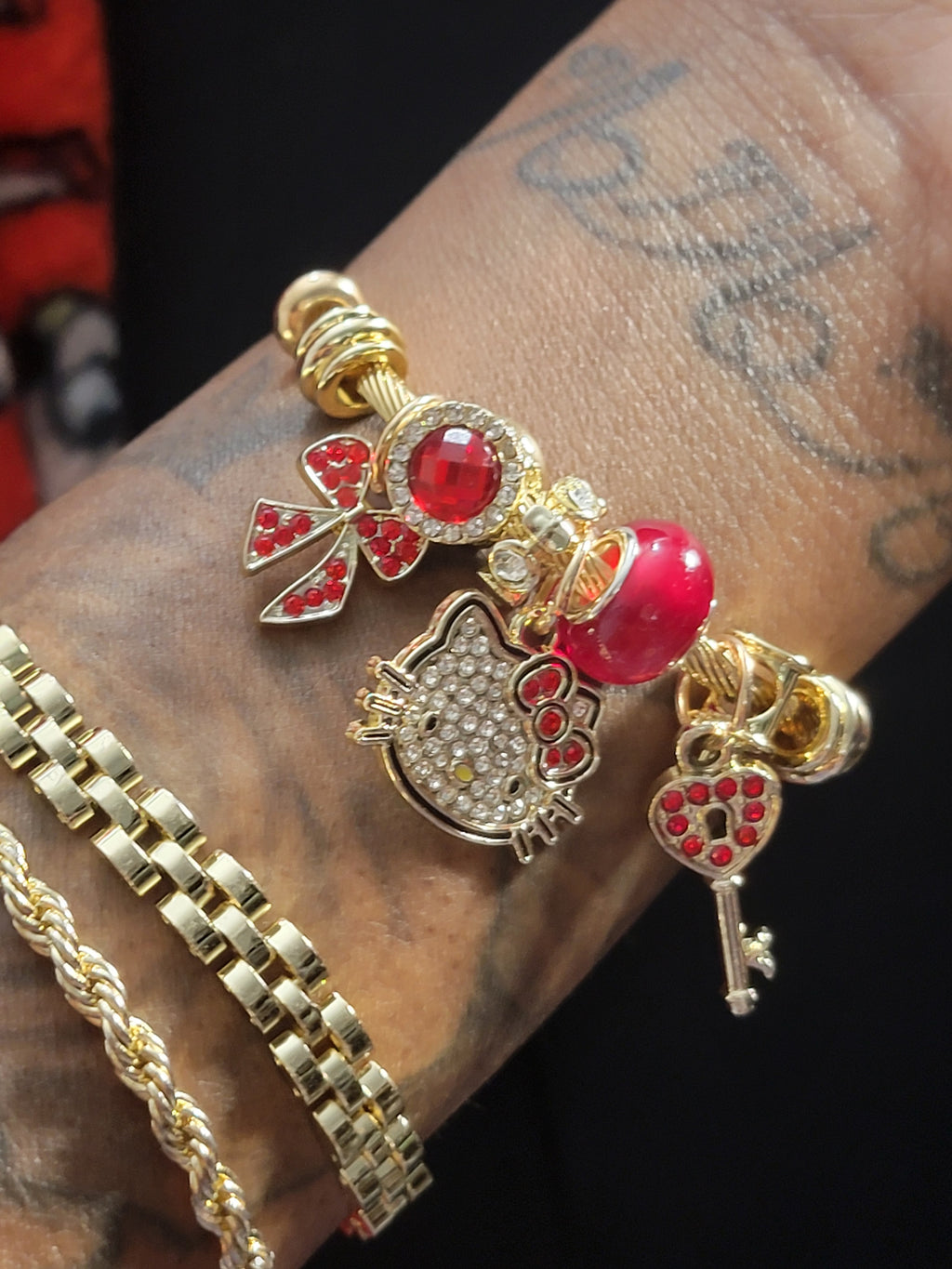 Hk charm bracelet