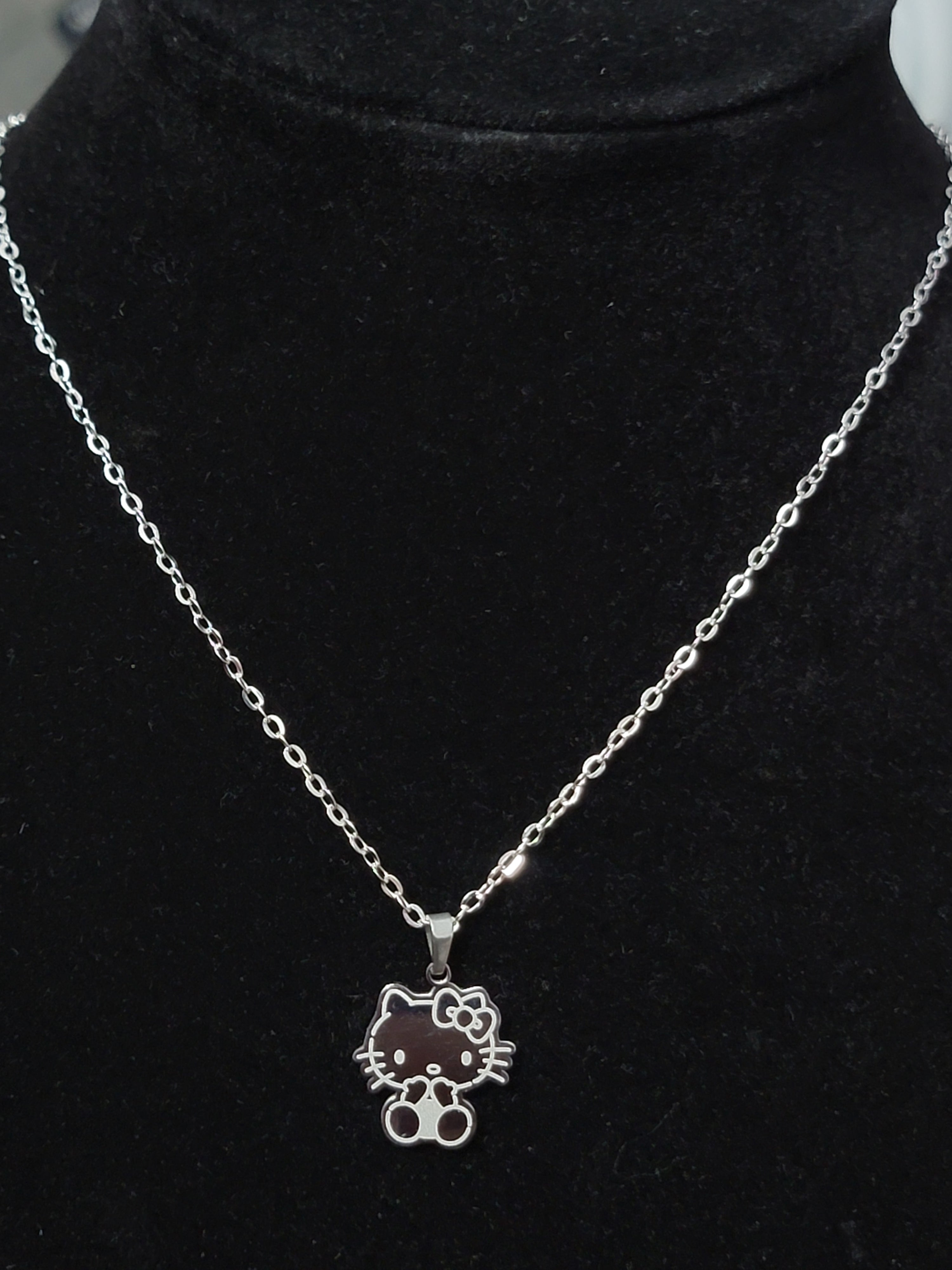 Hk cutie necklace