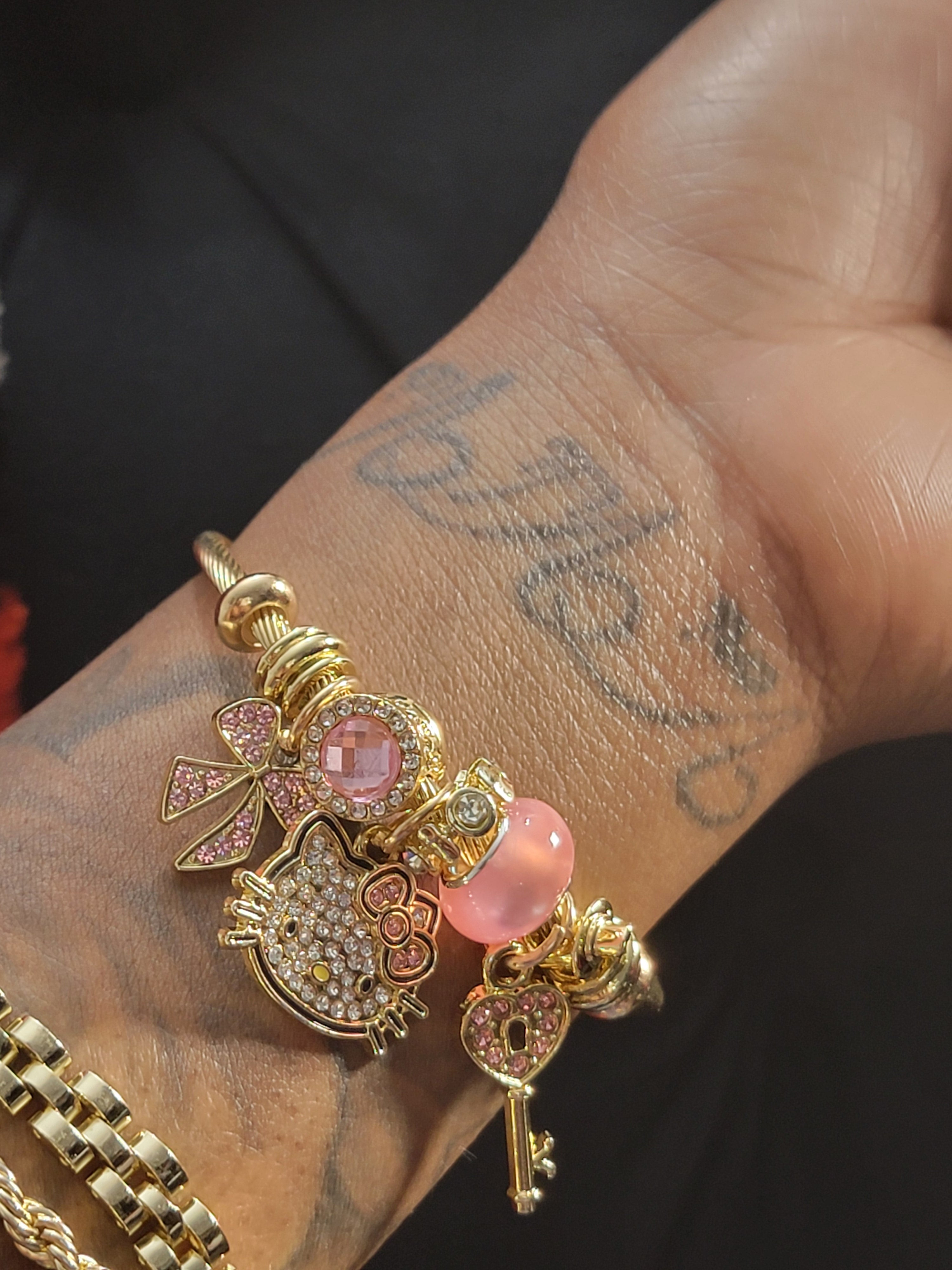 Hk charm bracelet