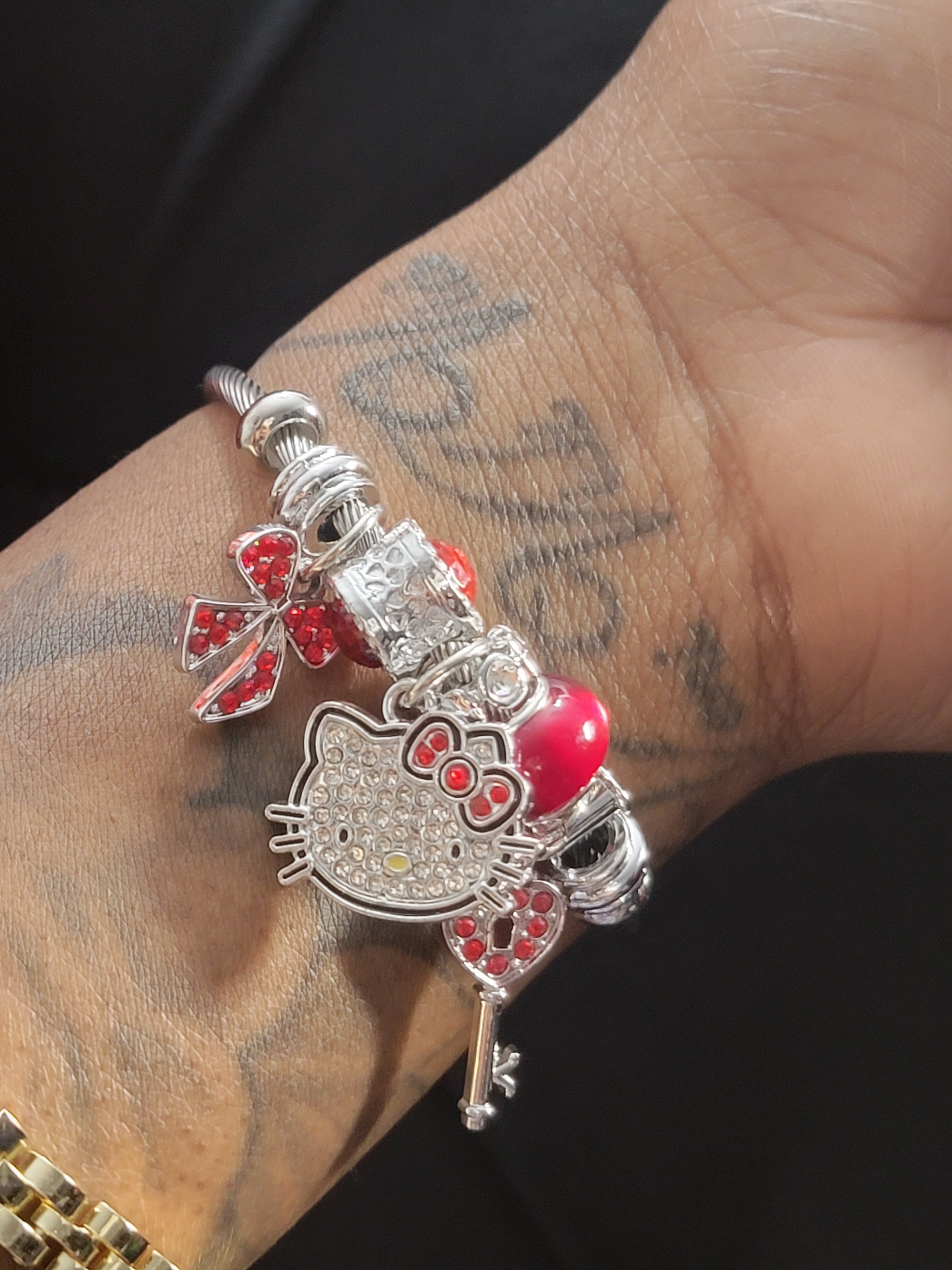 Hk charm bracelet